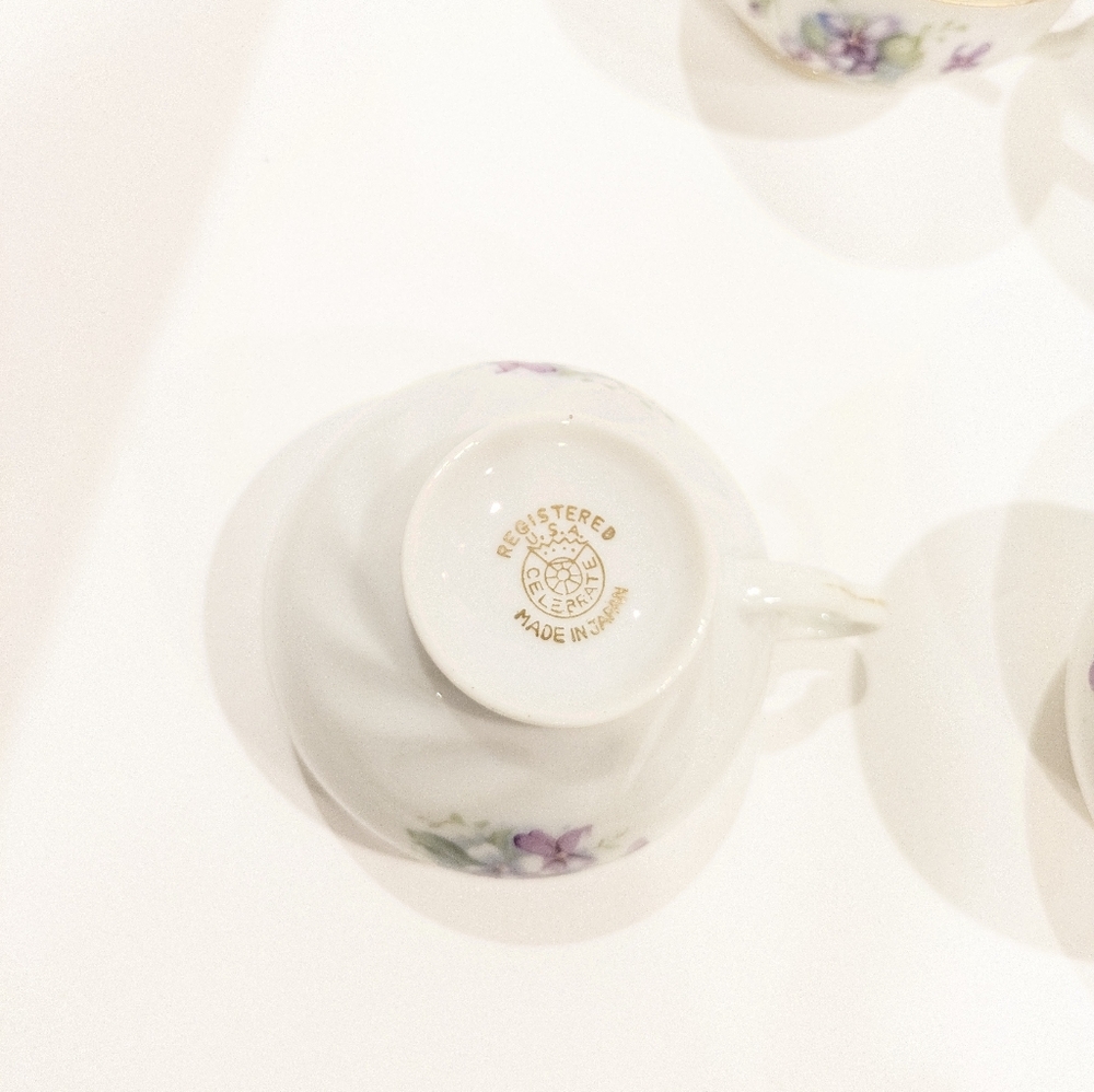 Vintage Registered U.S.A. Celebrate made in Japan Teacups & Dessert Plates - Picture 9 of 9